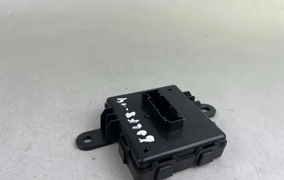 Volkswagen Golf VIII Keyless (KESSY) go control unit/module 5WA959436H