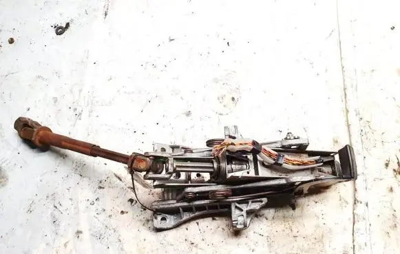 Volvo C30 Steering wheel axle P31202252