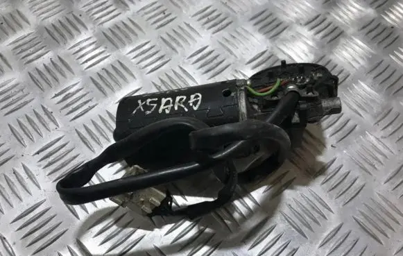 Citroen Xsara Wiper motor 0390241356