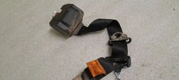 Ford Sierra Rear seatbelt 0415062