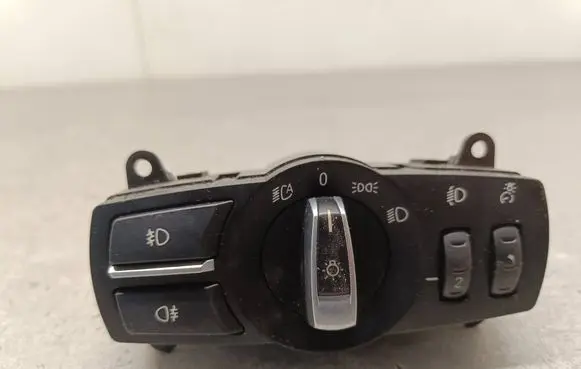 BMW X3 F25 Light switch 9192746 3392010102