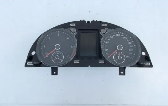 Volkswagen PASSAT B6 Speedometer (instrument cluster) 3C0920872G