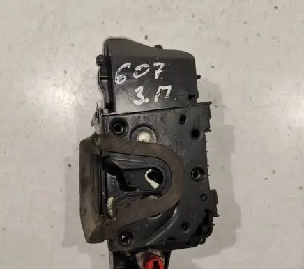 Peugeot 607 Rear door lock