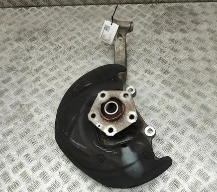 Audi Q7 4M Front wheel hub 4M0407241J