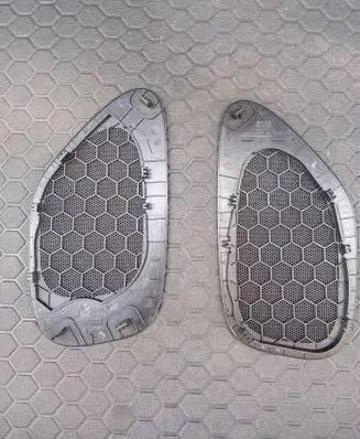 Side speaker trim/cover