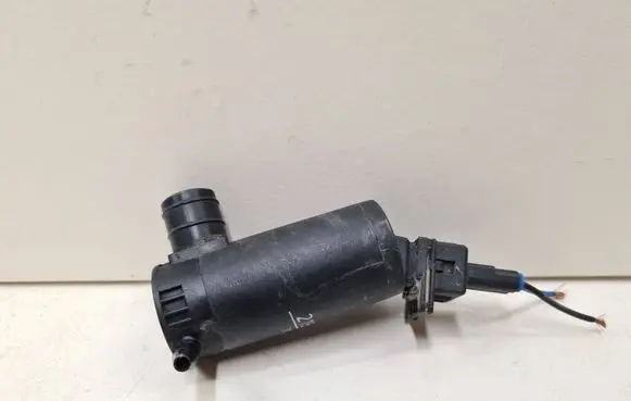 Ford Focus Windscreen/windshield washer pump 215167CC 21516