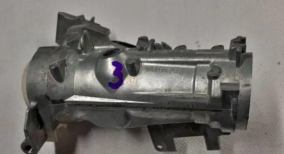 Volkswagen Golf VII Ignition lock 5Q0905865A