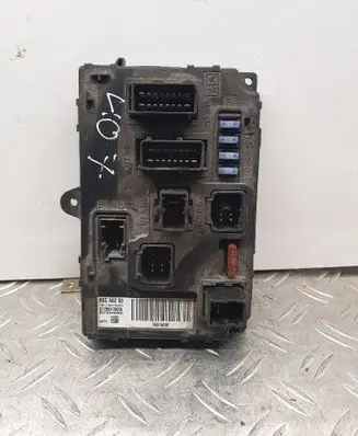 Peugeot 407 Fuse module 9656148080 S120017003I