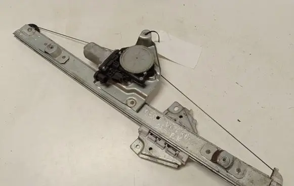 Suzuki Grand Vitara II Front door window regulator with motor 9346065J00 2621003530