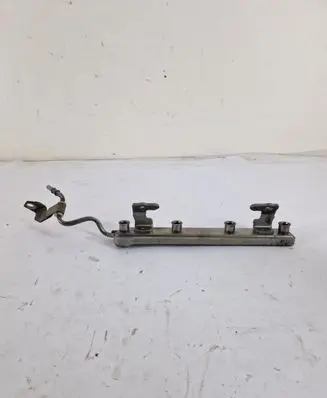Fuel main line pipe