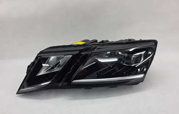 Skoda Octavia Mk3 (5E) Headlight/headlamp 5E1941015E