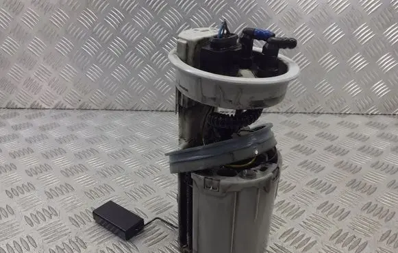 Skoda Octavia Mk1 (1U) Mechanical fuel pump 1J0919050