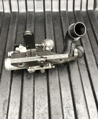 Land Rover Discovery 5 EGR valve FK6298659C V6DTWIN