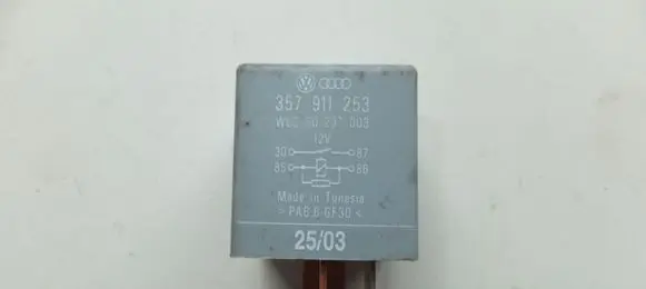 Volkswagen Touareg I Other relay 357911253