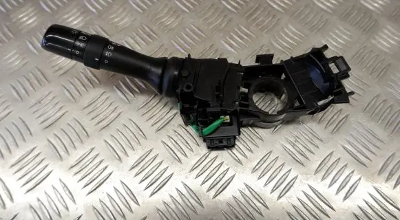 Toyota Prius+ (ZVW40) Indicator stalk 4211117F534