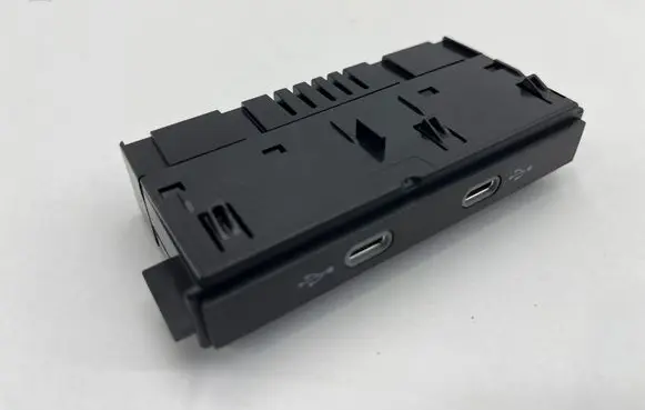 Cupra Formentor USB socket connector 5NA035736 32400003204587
