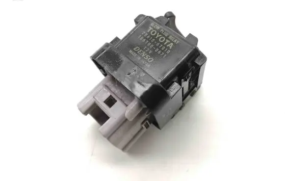 Glow plug pre-heat relay