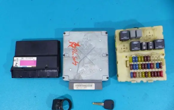 Ford Focus Engine control unit/module ECU 3S4A-12A650-LD IMPRK944510