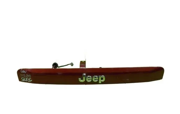 Jeep Patriot Rear light center trim bar blend 