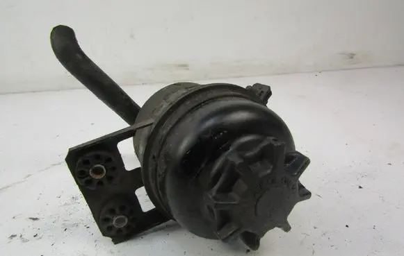 BMW X3 E83 Power steering fluid tank/reservoir 