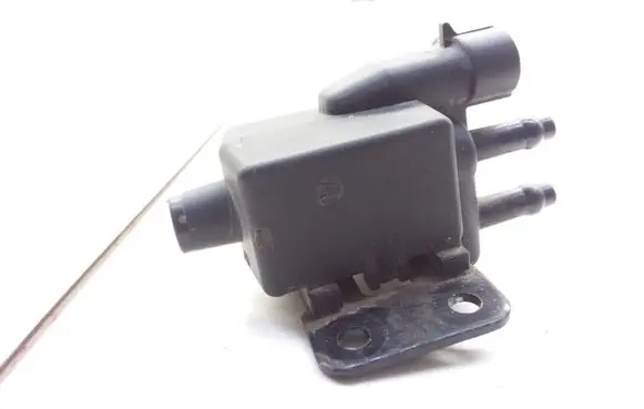 Renault Megane I Turbo solenoid valve 866305F