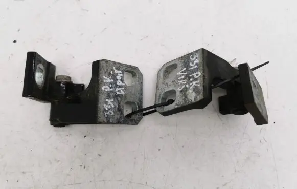 Alfa Romeo Giulietta Front door hinge set 