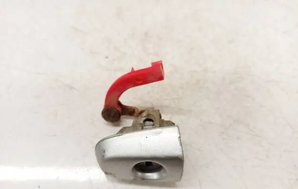 Toyota Avensis Verso Front door lock (next to the handle)