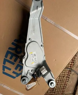 Hyundai i20 (PB PBT) Rear window wiper motor 987101J000