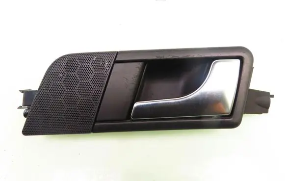 Audi A2 Front door interior handle 8Z0837020