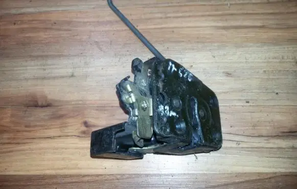Mazda 626 Front door lock