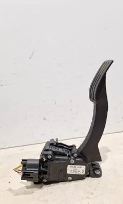Ford Fiesta Accelerator throttle pedal 2s619f836ba