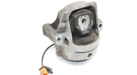 Audi A6 S6 C7 4G Engine mount bracket 8R0199381B