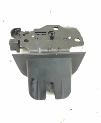 Audi A4 S4 B7 8E 8H Tailgate/trunk/boot lock/catch/latch 8P4827505B