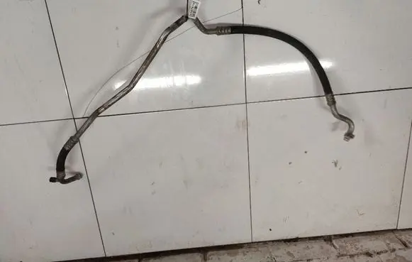 Mercedes-Benz B W245 Air conditioning (A/C) pipe/hose