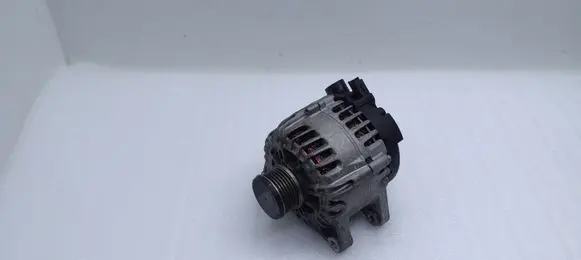 Peugeot 5008 II Generator/alternator 9826573480 2719830C 219070353