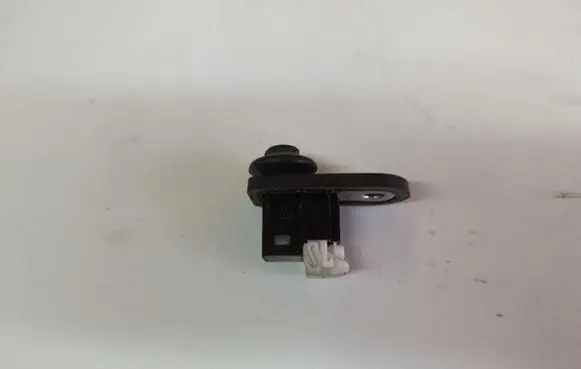 KIA Sportage Front door sensor coupe