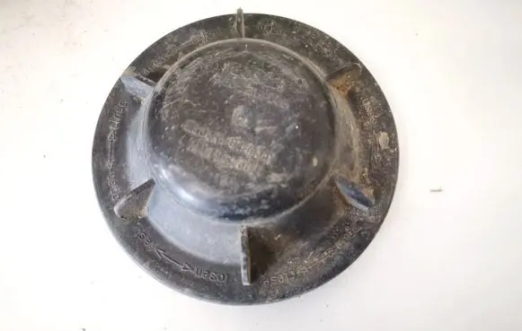 Headlight/headlamp dust cover