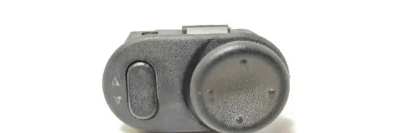 Wing mirror switch