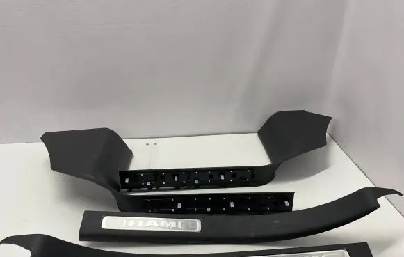 Dodge RAM sill trim set (inner) 6WC701X7AA 6WC711X7AA 6WC721X7AA