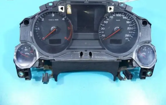 Audi A8 S8 D3 4E Speedometer (instrument cluster) 4E0920900K IMPRK1319184