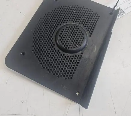 BMW 5 E60 E61 Subwoofer grill/trim 6919360