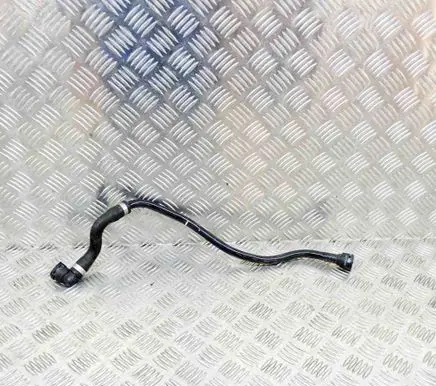Coolant pipe/hose