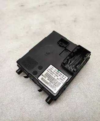 Mercedes-Benz E W213 Other control units/modules A0009003013