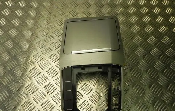 Volkswagen Golf Sportsvan Armrest 518863284A I7933