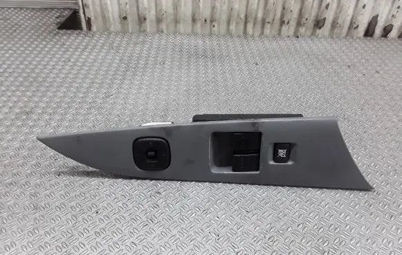 Mazda 3 I Electric window control switch 03123010BP4K66350