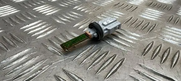 Skoda Octavia Mk3 (5E) Interior temperature sensor 1K0907543E 6PT00784306