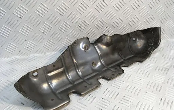 Nissan X-Trail T30 Exhaust heat shield