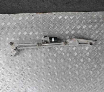 Front wiper linkage and motor