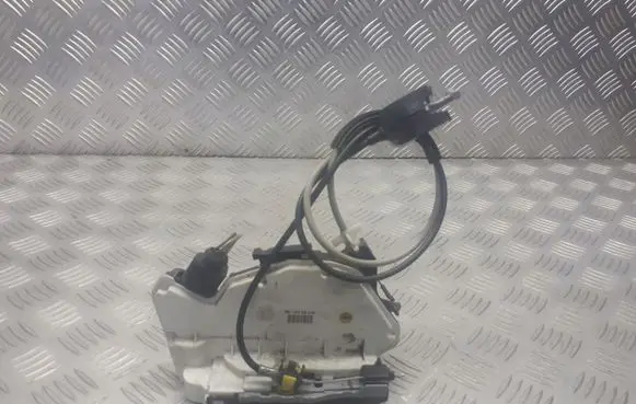 Seat Ibiza IV (6J,6P) Rear door lock 6J0839016A
