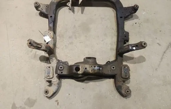 Opel Zafira B Front subframe 